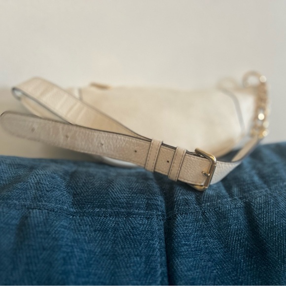 Michael Kors Authentic Fanny Pack waist purse - Picture 10 of 10